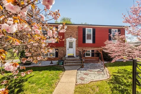 522 Main Street S Mount Crawford VA 22841