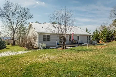 3844 Stuarts Draft Highway Waynesboro VA 22980