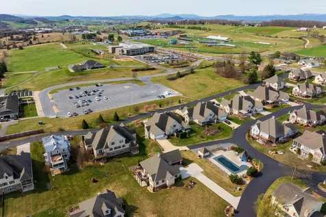 1744 Heritage Estates Circle Harrisonburg VA 22801