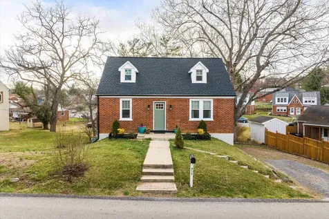 958 Donaghe Street Staunton VA 24401