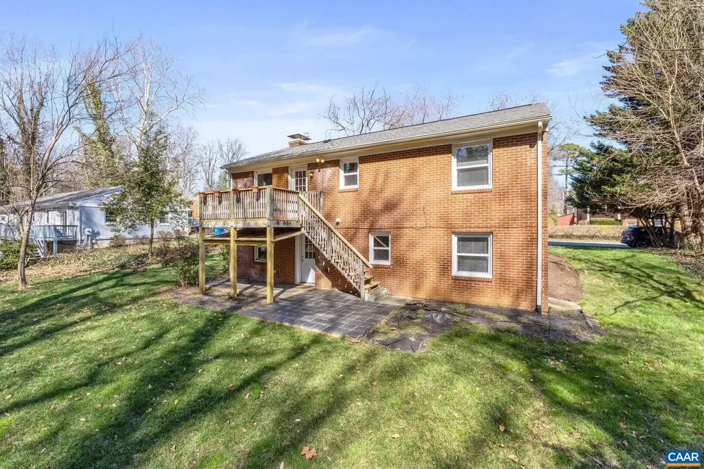 2310 Wayne Avenue Charlottesville VA 22901