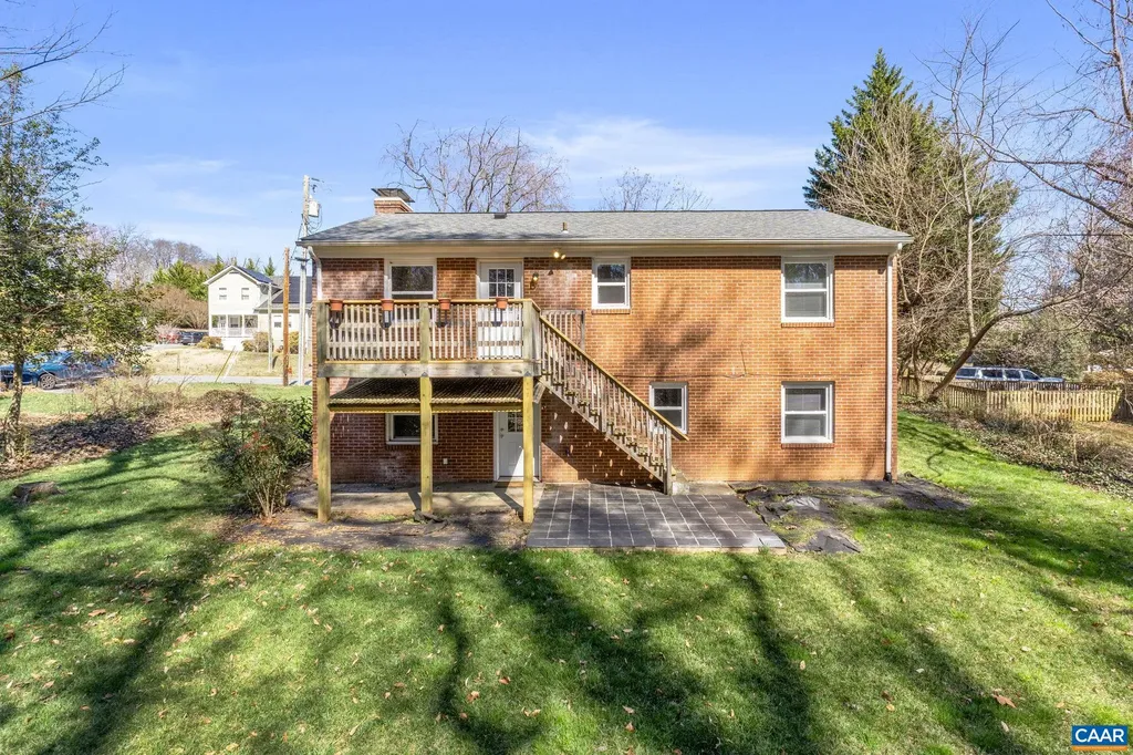 2310 Wayne Avenue Charlottesville VA 22901