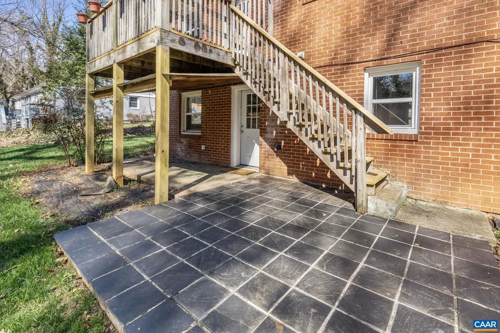 2310 Wayne Avenue Charlottesville VA 22901