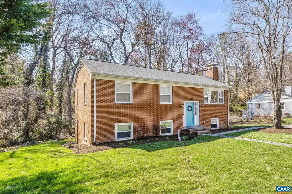 2310 Wayne Avenue Charlottesville VA 22901