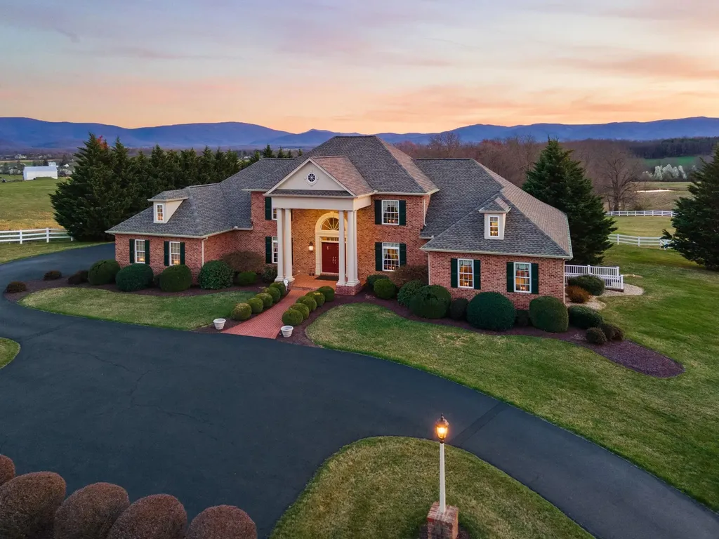 273 Bel Grene Drive Fishersville VA 22939