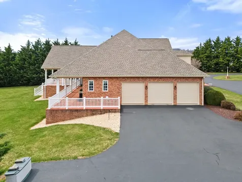 273 Bel Grene Drive Fishersville VA 22939