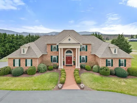 273 Bel Grene Drive Fishersville VA 22939