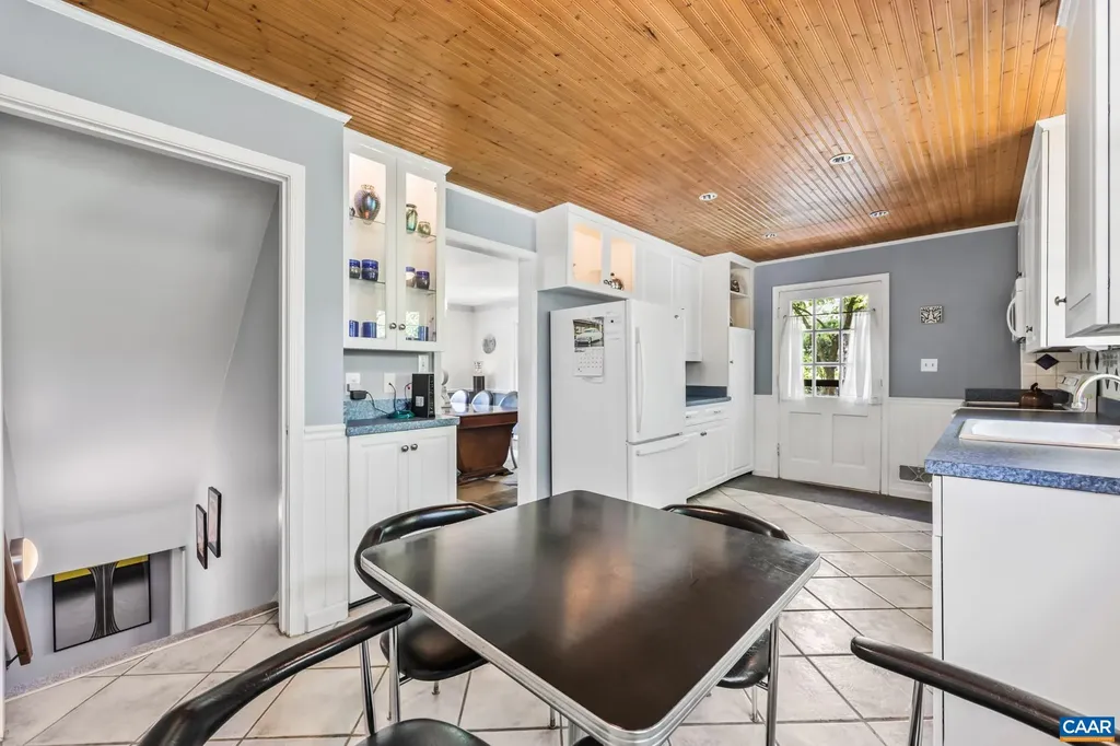 2402 Bennington Road Charlottesville VA 22901