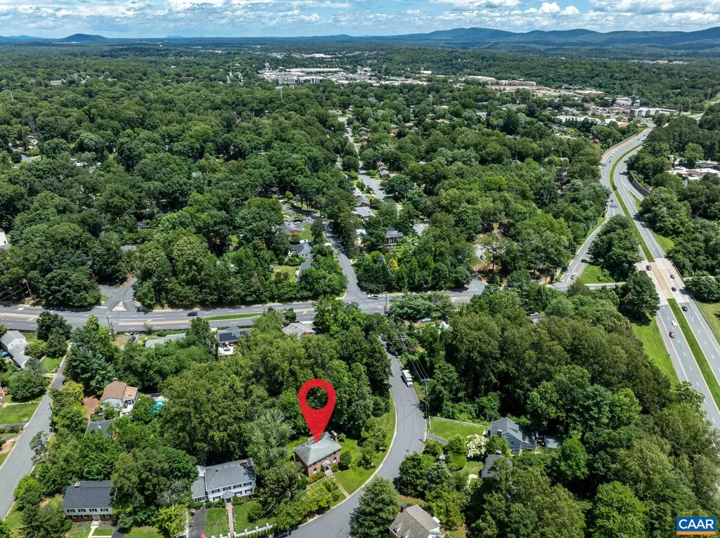 2402 Bennington Road Charlottesville VA 22901