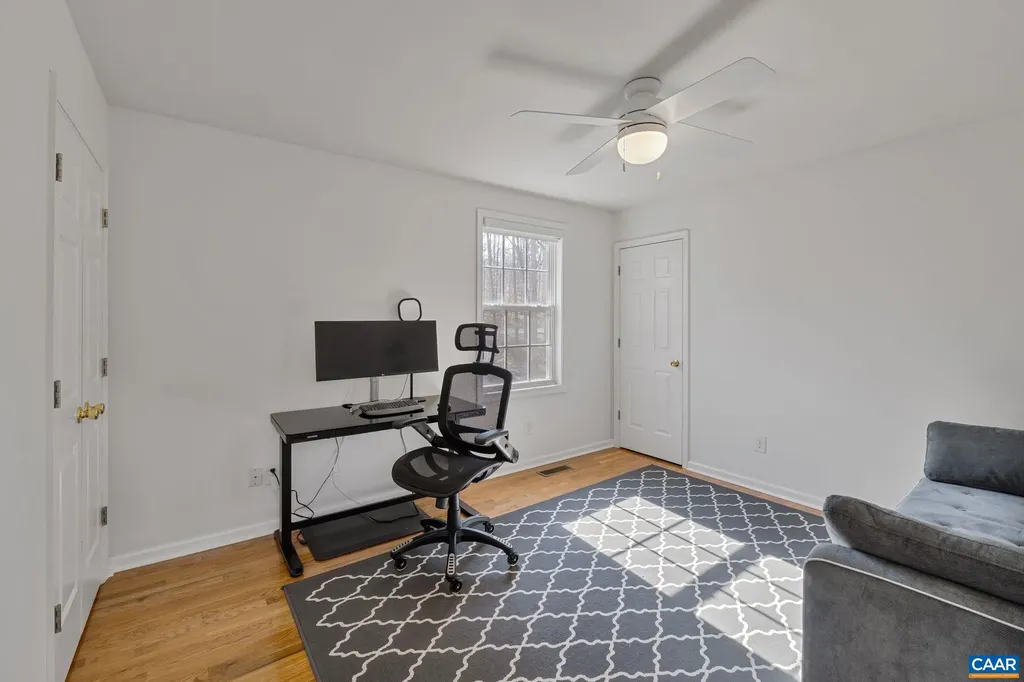11 Holly Circle Palmyra VA 22963