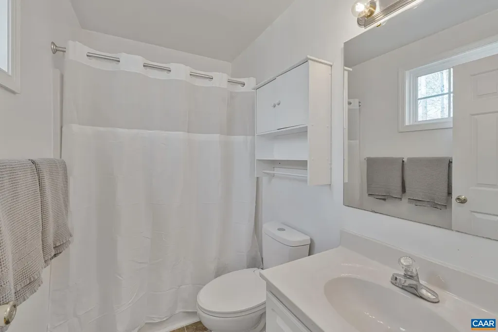 11 Holly Circle Palmyra VA 22963