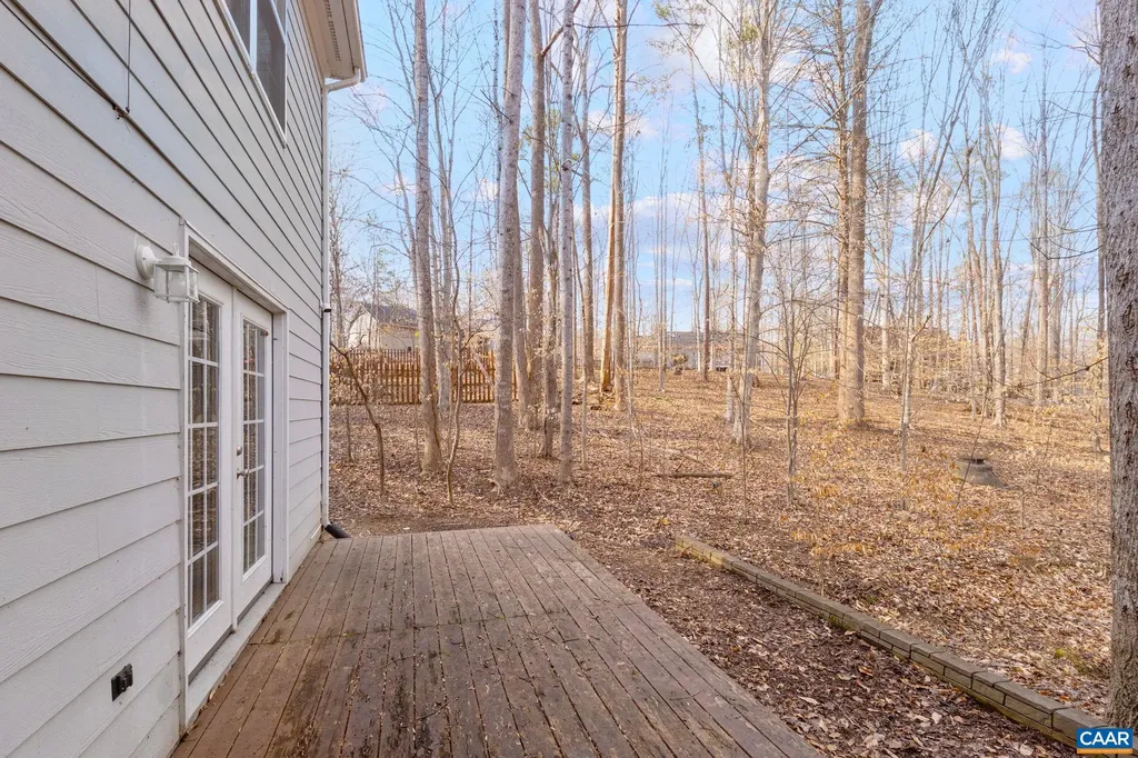 11 Holly Circle Palmyra VA 22963