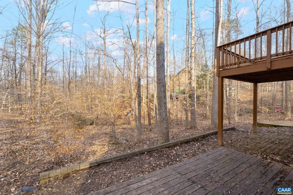 11 Holly Circle Palmyra VA 22963