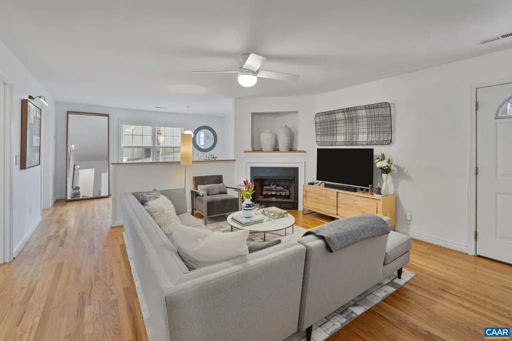 11 Holly Circle Palmyra VA 22963