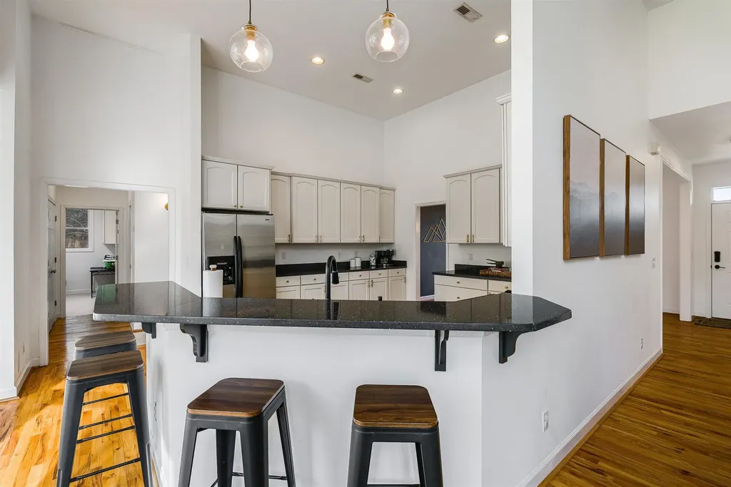 446 Rockfish School Lane Afton VA 22920