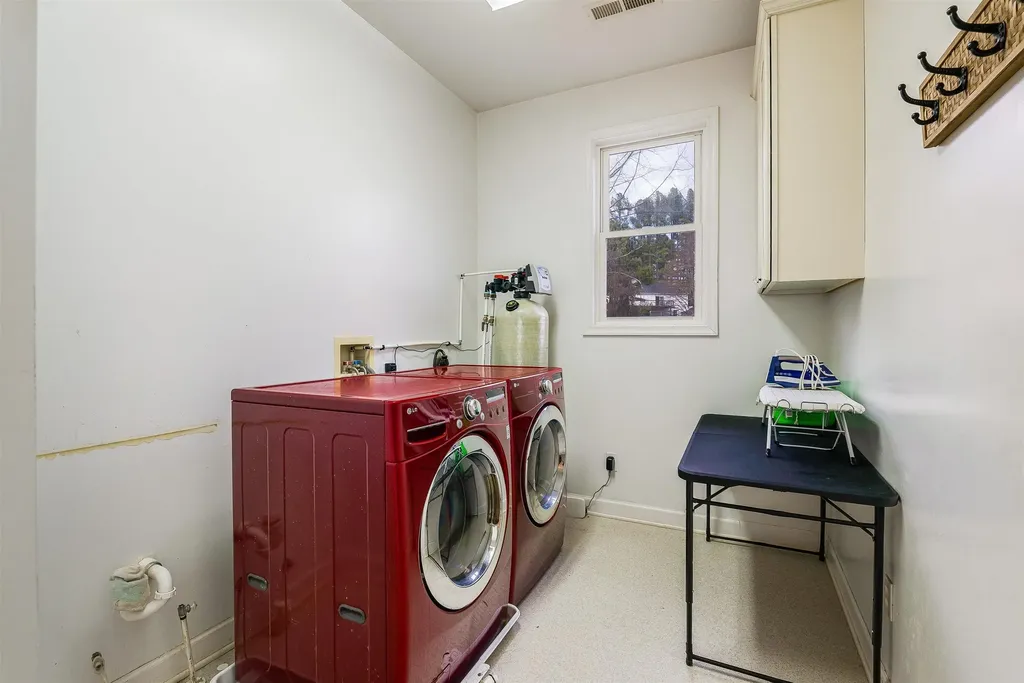 446 Rockfish School Lane Afton VA 22920