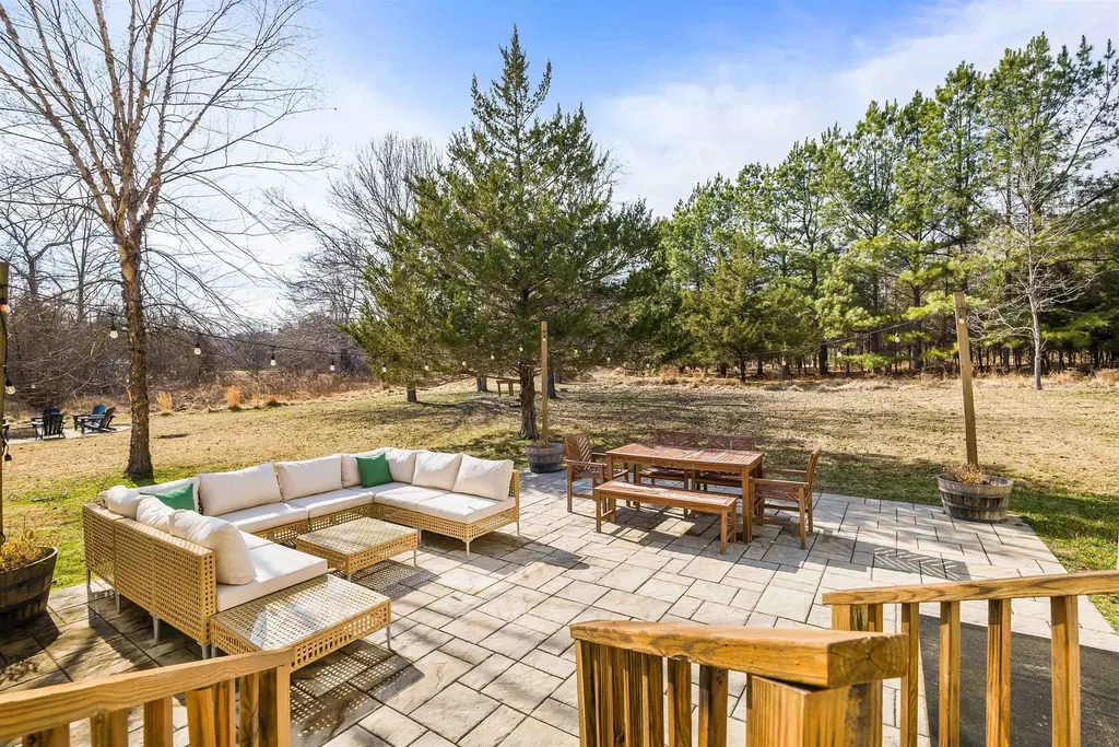 446 Rockfish School Lane Afton VA 22920