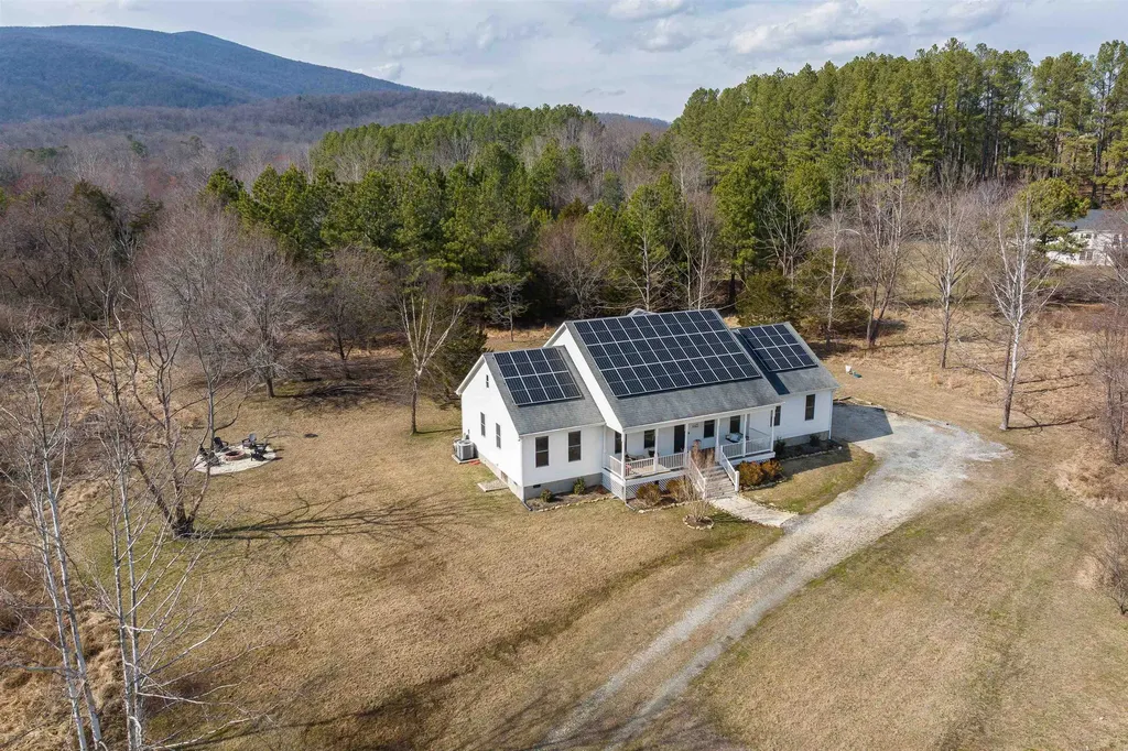 446 Rockfish School Lane Afton VA 22920