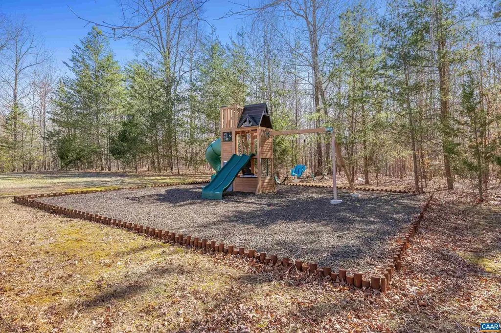 381 Bybee Estates Lane Palmyra VA 22963