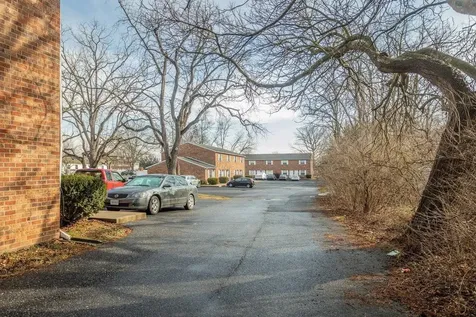 990, 992, 994 Chicago Avenue Harrisonburg VA 22802