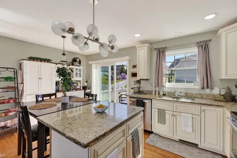 235 Locustdale Loop Shenandoah VA 22849