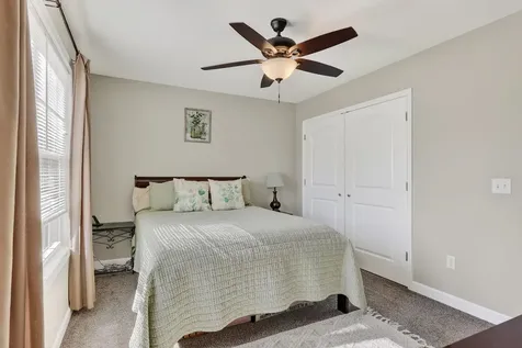 235 Locustdale Loop Shenandoah VA 22849