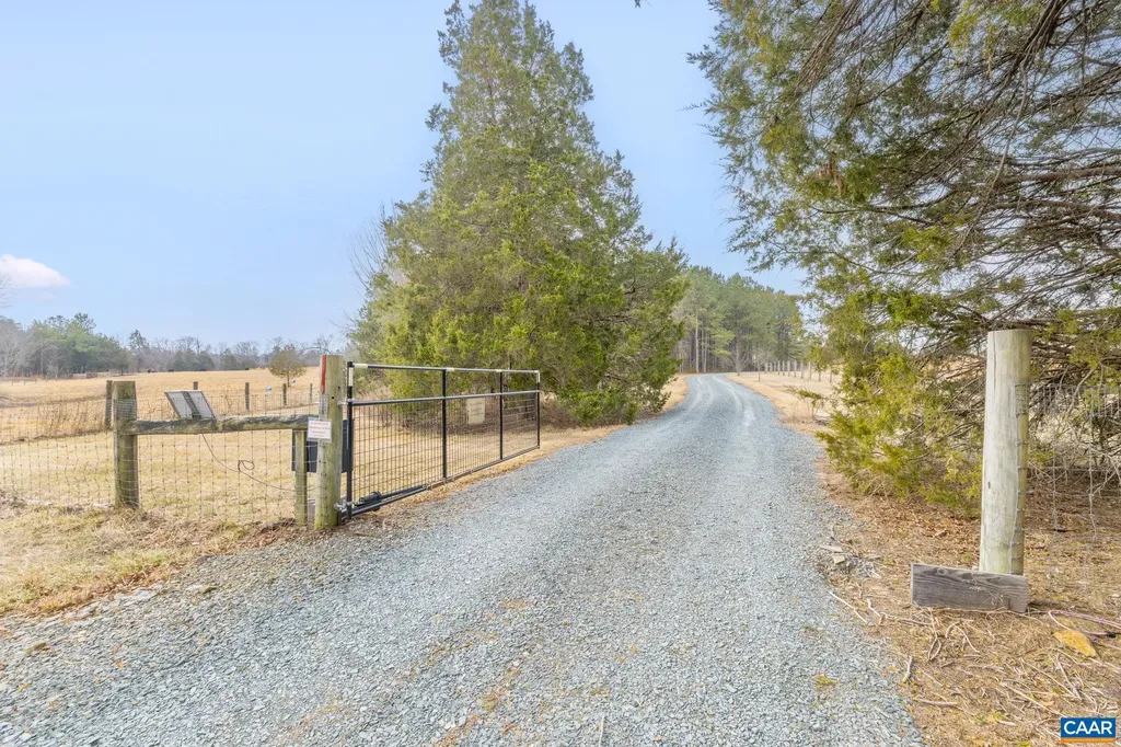 12048 Louisa Road Gordonsville VA 22942