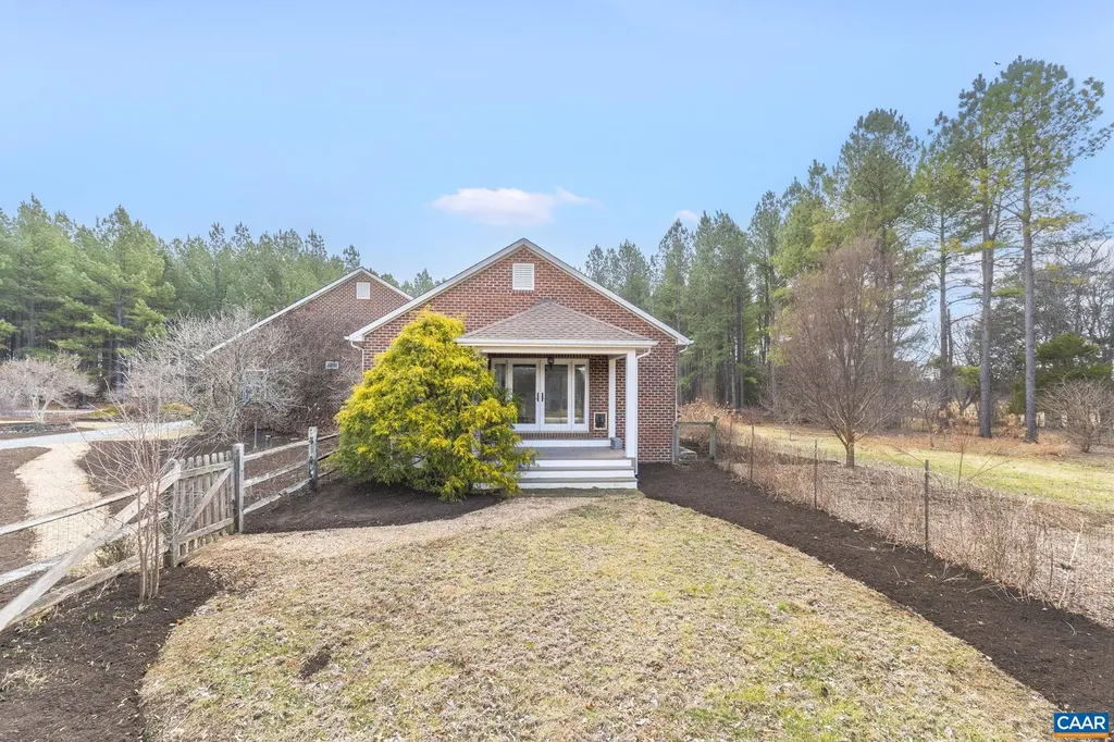 12048 Louisa Road Gordonsville VA 22942
