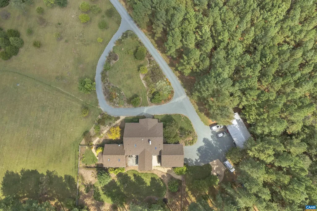 12048 Louisa Road Gordonsville VA 22942