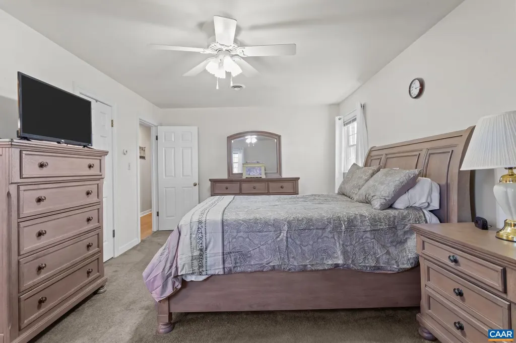 3258 River Road W Scottsville VA 24590