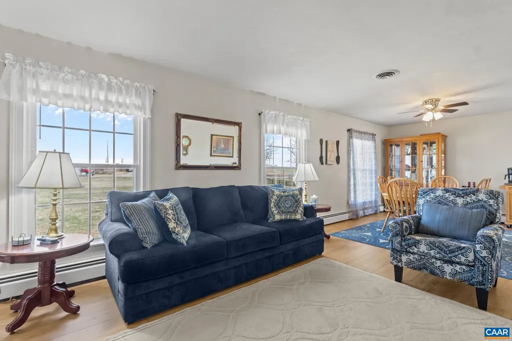 3258 River Road W Scottsville VA 24590