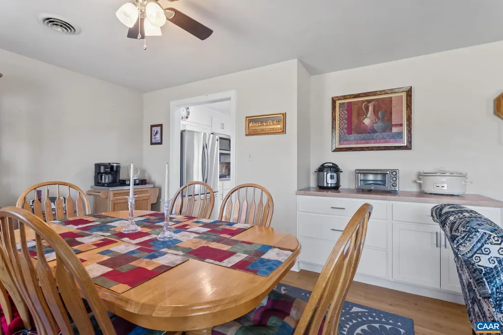 3258 River Road W Scottsville VA 24590