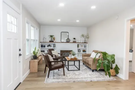 838 Carey Street Buena Vista VA 24416