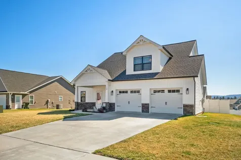 138 Lindburgh Drive Waynesboro VA 22980