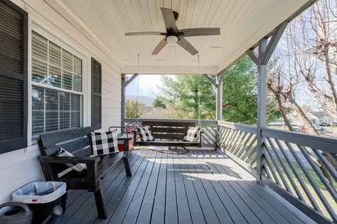104 Jackson Avenue Elkton VA 22827
