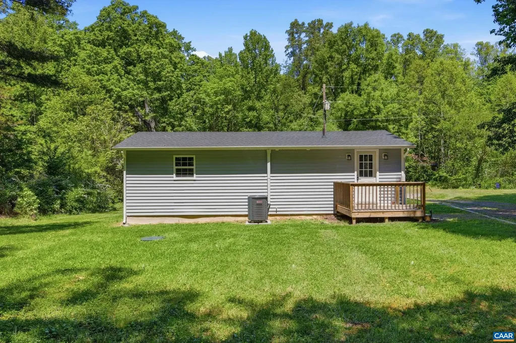 1144 Jackson Road Bumpass VA 23024