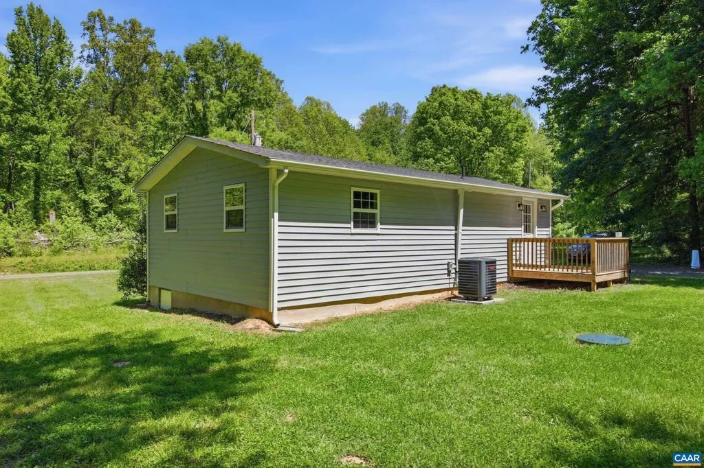 1144 Jackson Road Bumpass VA 23024