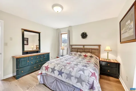 443 Meadow View Lane Fort Valley VA 22652