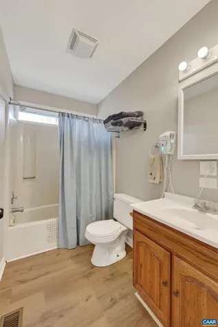 443 Meadow View Lane Fort Valley VA 22652