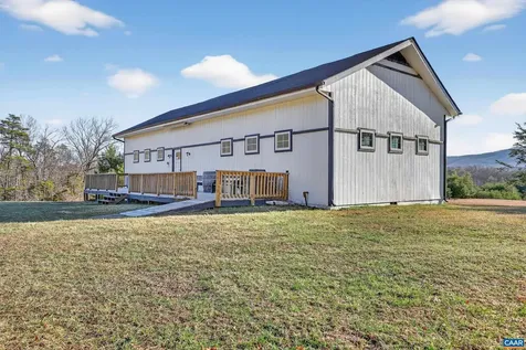 443 Meadow View Lane Fort Valley VA 22652