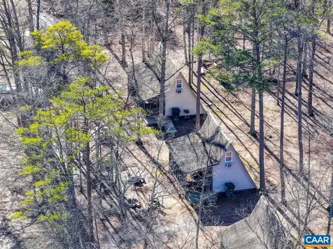 443 Meadow View Lane Fort Valley VA 22652