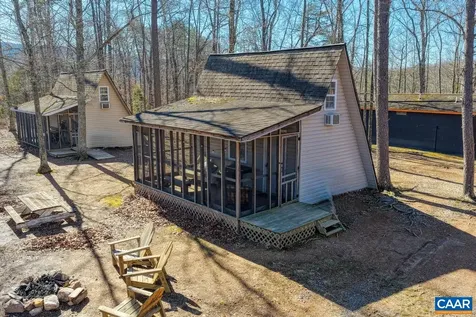 443 Meadow View Lane Fort Valley VA 22652