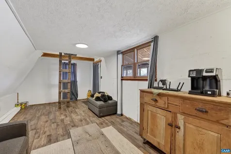 443 Meadow View Lane Fort Valley VA 22652