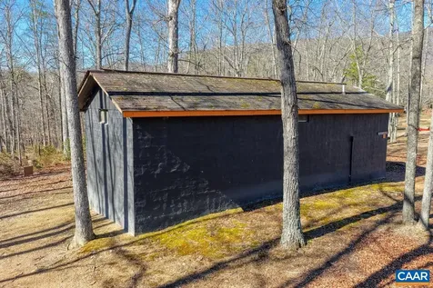 443 Meadow View Lane Fort Valley VA 22652