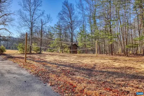 443 Meadow View Lane Fort Valley VA 22652