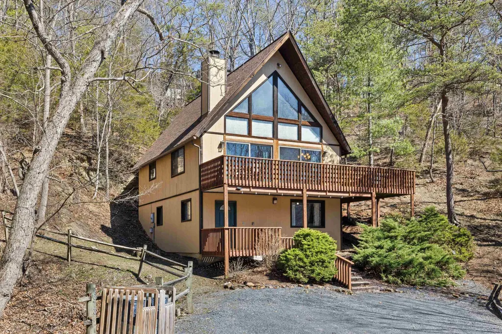 Basye VA, 673 Killmon Road