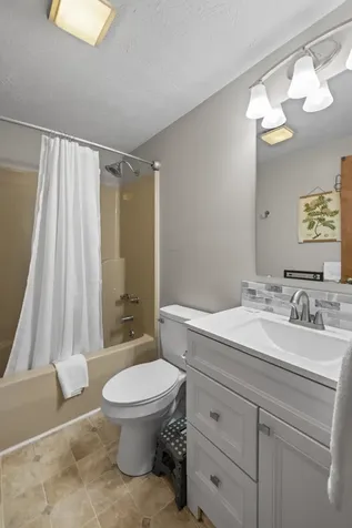 673 Killmon Road Basye VA 22810