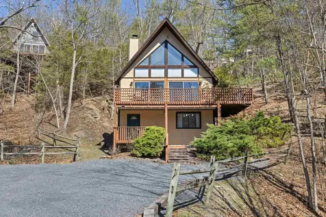 673 Killmon Road Basye VA 22810