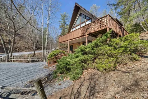 673 Killmon Road Basye VA 22810