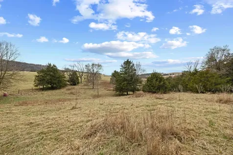 3493 Zion Church Road Broadway VA 22815